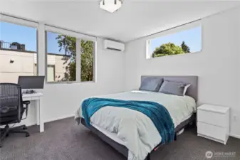 Primary bed/bath on the upper floor w/ A/C