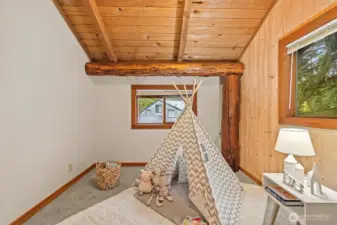 2nd Bedroom.