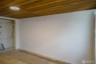 2nd bedroom painted, flooring being replaced