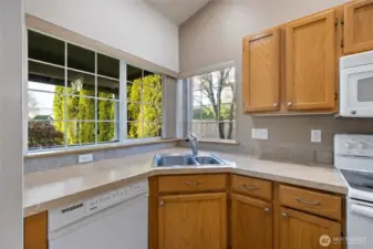 All appliances stay!