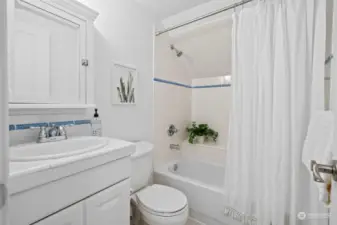 Upstairs full bath