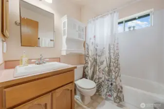Main upstairs bathroom