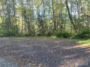 Flat parking on right side of the road