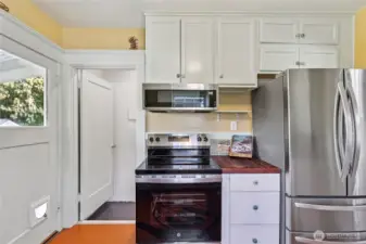 Brand new oven.