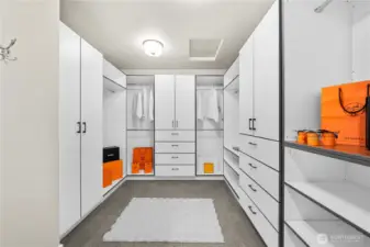 Custom Walk-In Closet