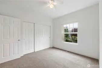 2nd bedroom with large closet
