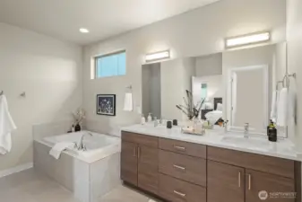 Primary Ensuite Bath