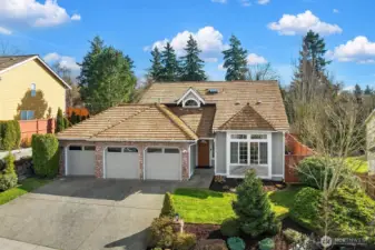 Another view of the front.