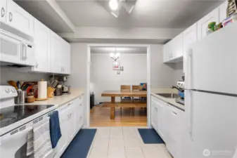 Check out the new quartz countertops!