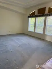 Front room emptied