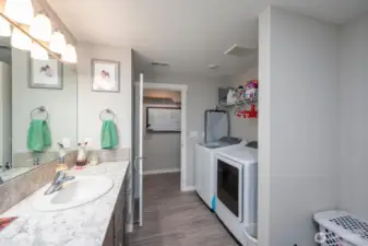 bathroom/laundry room