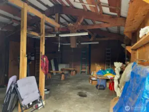 600 sqft garage