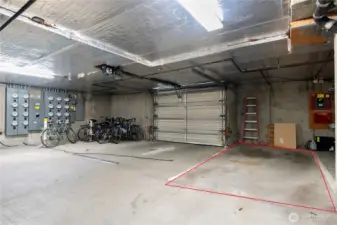 parking space and bike storage on floor P