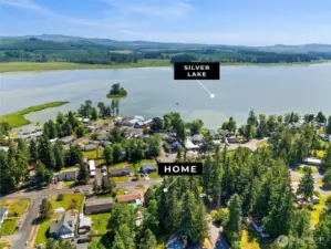 Quaint and Quiet Silverlake Community!