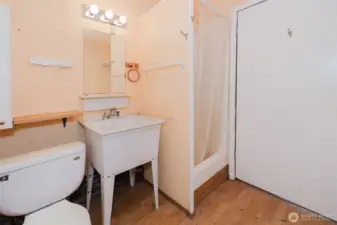 with a 3/4 bathroom