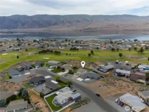 Aerial view facing Golf course and Columbia River.