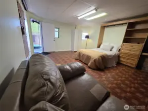 Studio Located on Lower Level, Private Entrance