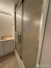 Primary shower