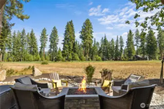 Firepit setting