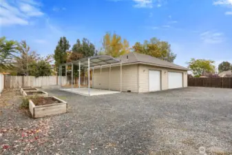 RV Parking & 3 Car Garage