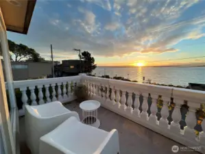 Perfect location for any sort of commercial endeavor