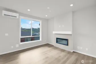 13211 NE 127th Way Unit C ~ Ready Now!