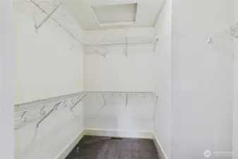 Primary bedroom walkin closet