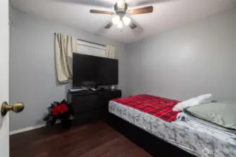 2nd Bedroom