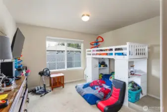 Guest bedroom 1