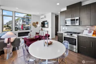 Open Concept to Maximize Layout Efficiency
