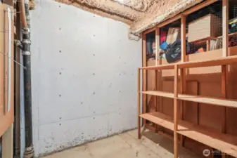 Storage unit