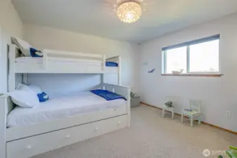 Guest bedroom #2