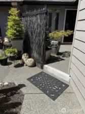 Front Courtyard Entry