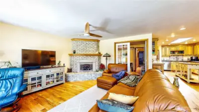 Living Room with Gas Fireplace & Hardwood Floors