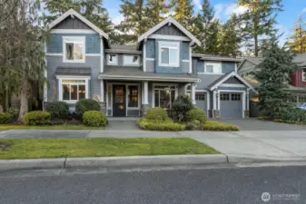 Custom built 4 bedroom, 3.5 bathroom.