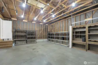 Garage/shop