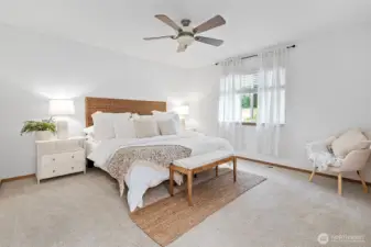 Largest bedroom with ensuite bathroom~