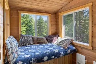 TWO daybeds are built into the bumpouts of the cabin.Extra sleeping space for your guests.