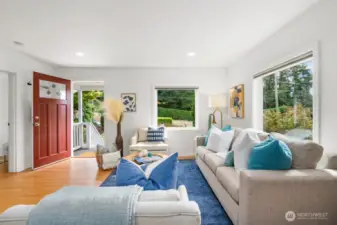 Light and Bright Entry