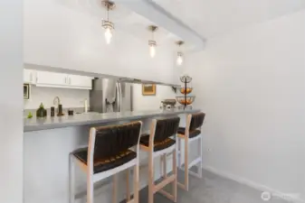 Kitchen eating area