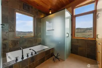 Vews of Isabella Ridge above the bath, and you'll catch a glimpse of Pearrygin Lake every time you walk to the toilet.