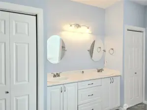 Double Vanity