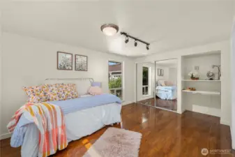 Bedroom no. 1 has direct access to the shared full bathroom -
