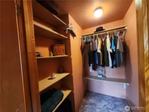 Primary Bedroom walkin Closet