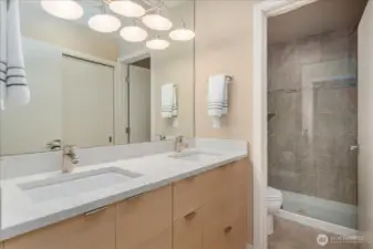 Full bathroom with double sinks and all new!