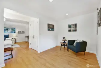 Adjoining office/flex room.