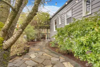 A gardener’s haven with space to cultivate, create, and enjoy throughout the seasons.