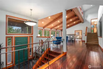 Cathedral ceilings, lots of light