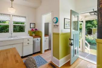 Main floor unit