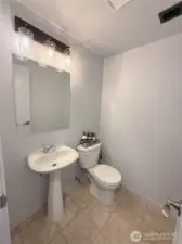 1/2 Bath Main
